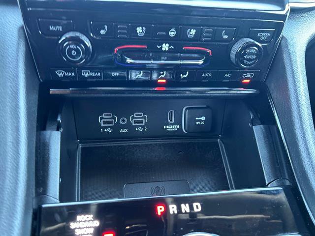 Used 2023 Jeep Grand Cherokee 30th Anniversary image 34