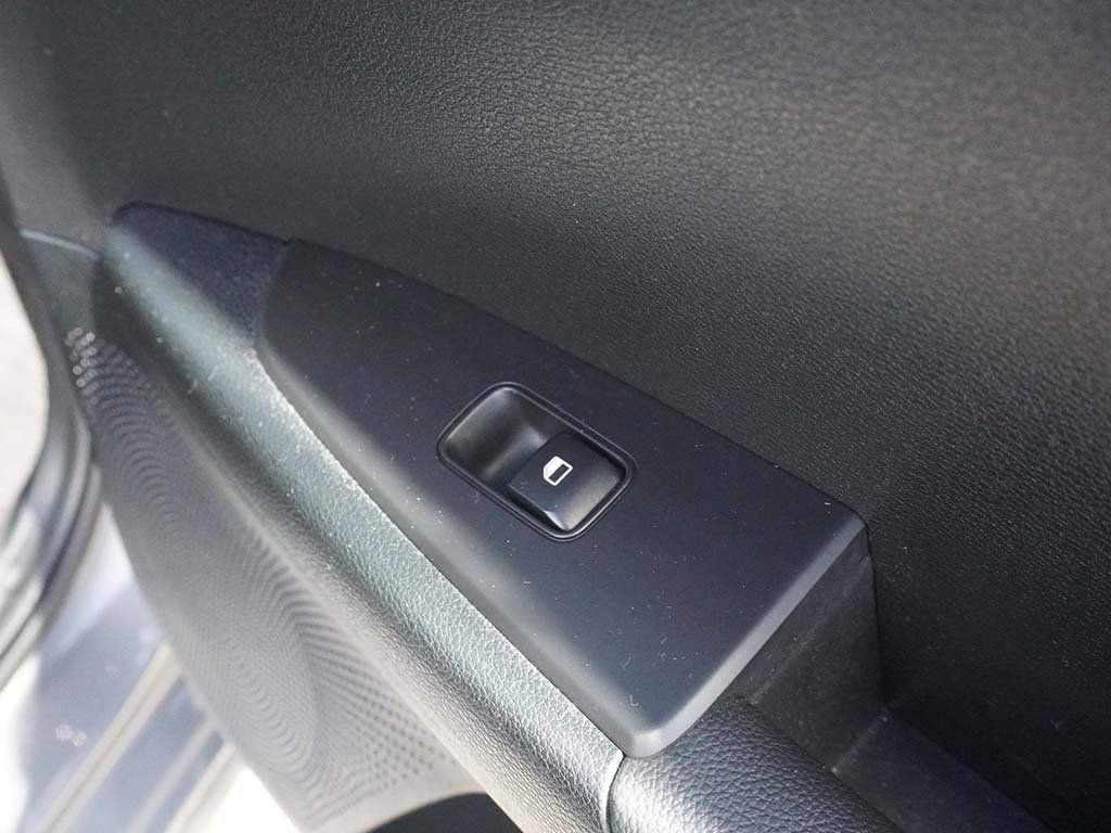 Used 2023 Kia Forte LXS w/ LXS Technology Package image 29