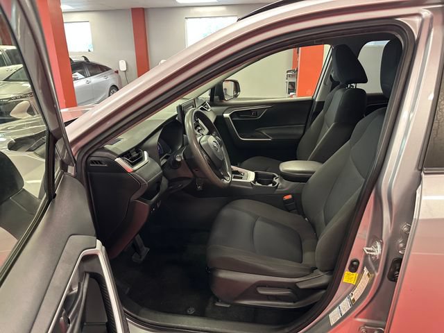 Certified 2020 Toyota RAV4 LE w/ All Weather Liner Package AWD/4WD image 10