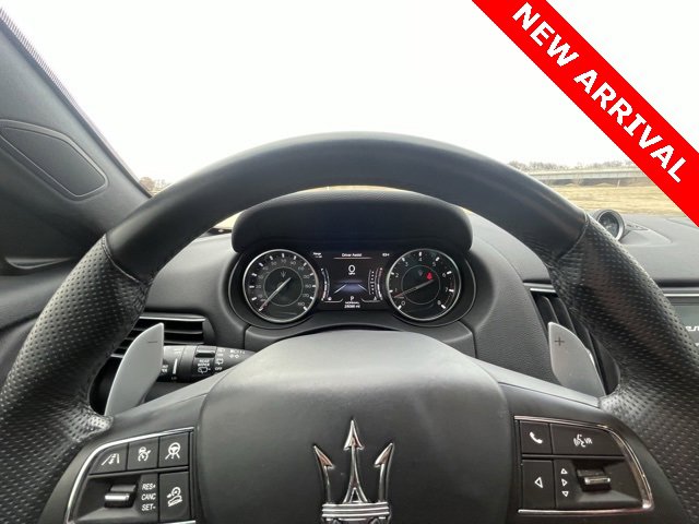 Used 2023 Maserati Levante Modena image 12