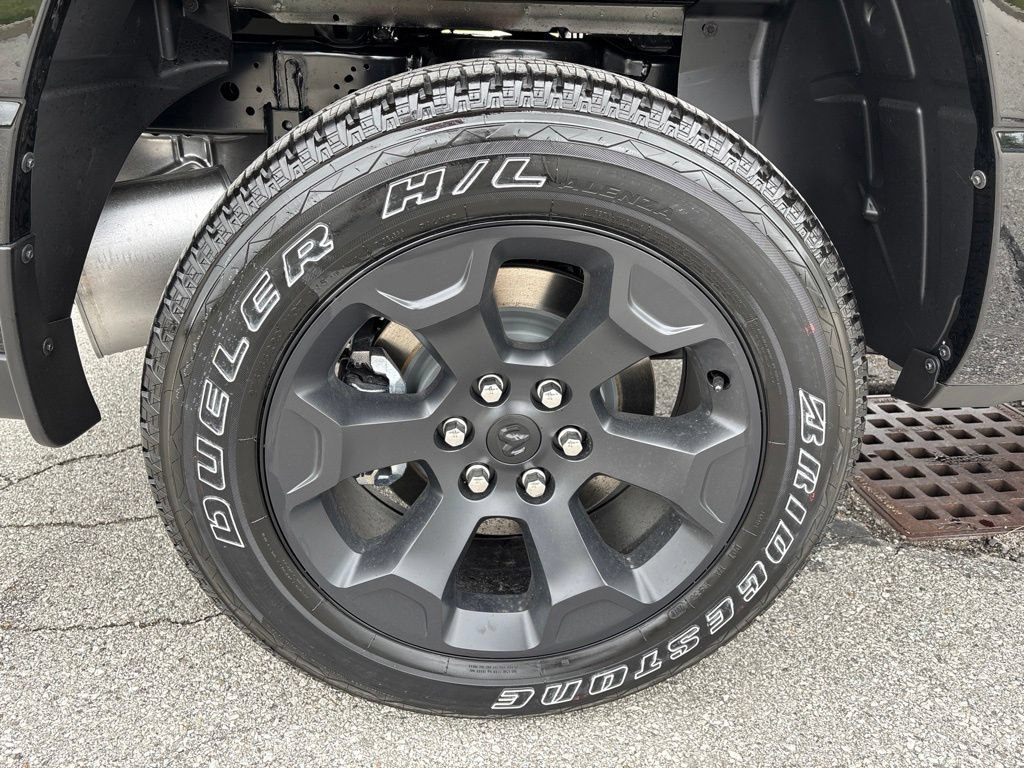 New 2026 RAM 1500 Express AWD/4WD image 12