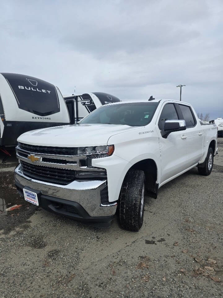 Used 2019 Chevrolet Silverado 1500 LT w/ All-Star Edition AWD/4WD image 4