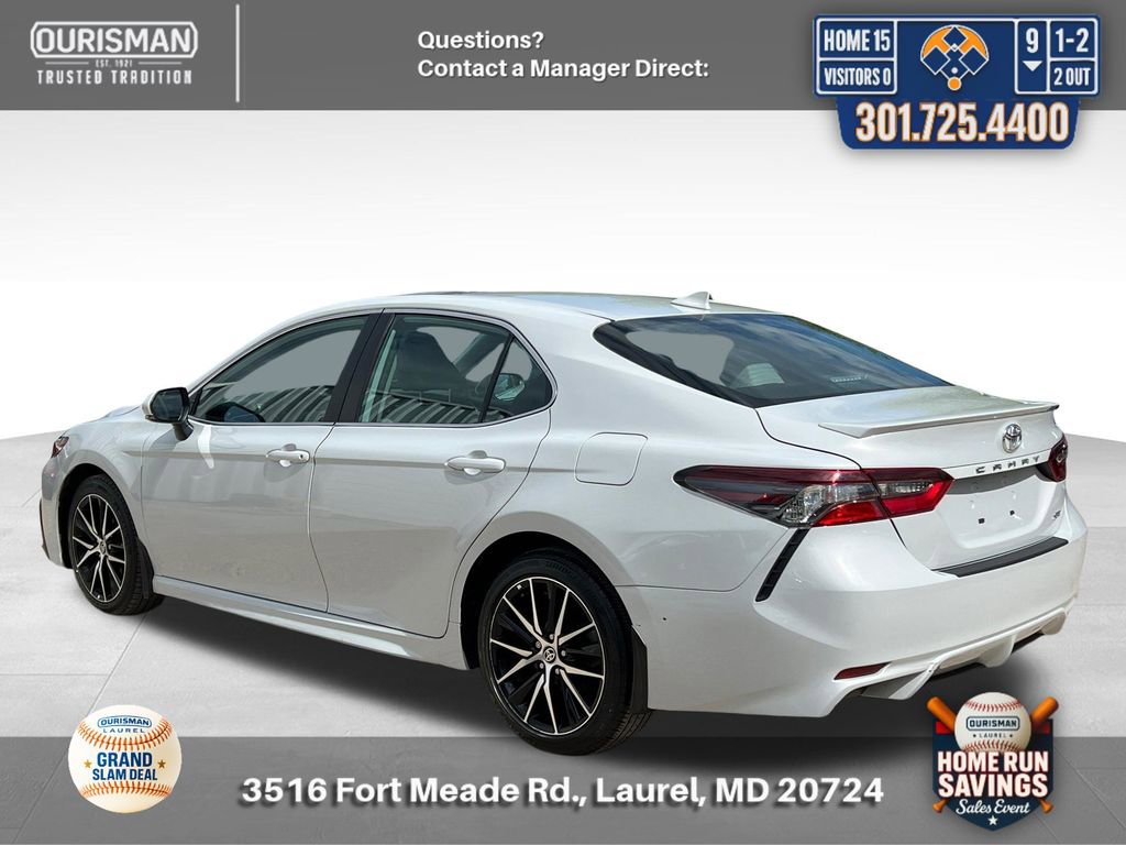 Used 2024 Toyota Camry SE FWD image 4