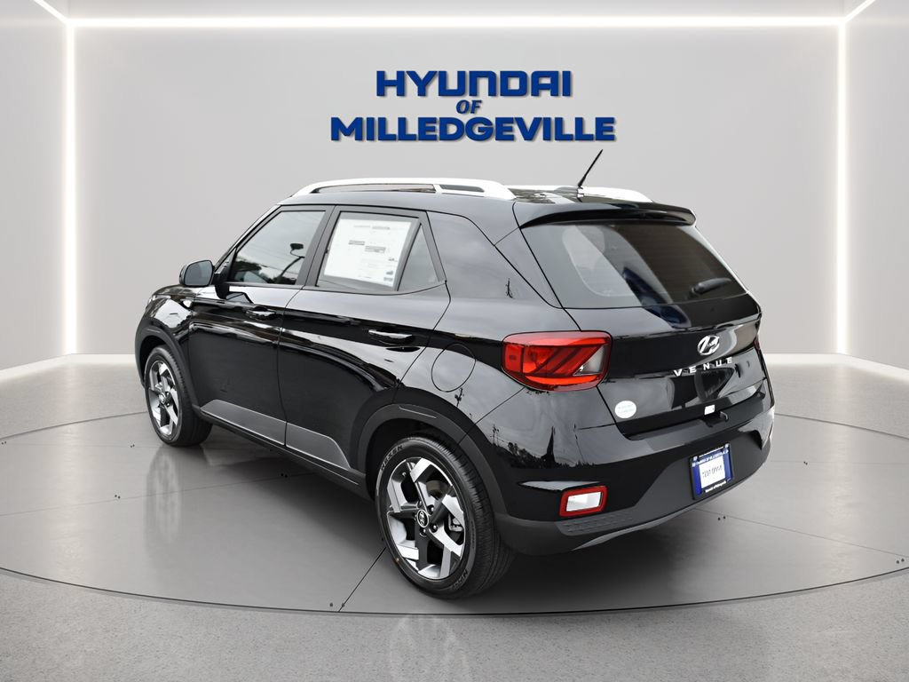 New 2026 Hyundai Venue SEL FWD image 3
