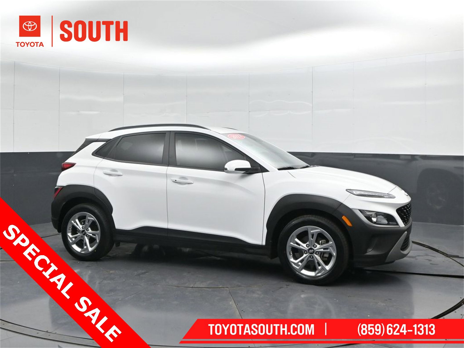 Used 2023 Hyundai Kona SEL w/ Cargo Package image 1