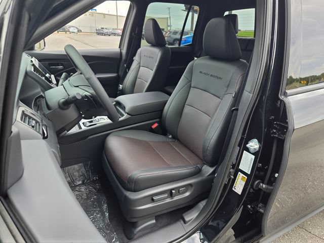 New 2026 Honda Ridgeline Black Edition image 4