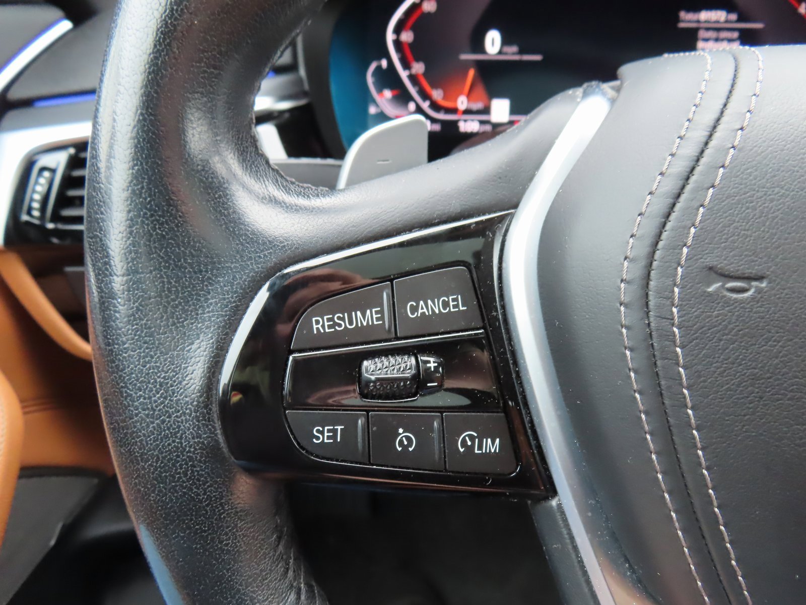 Used 2021 BMW 530i xDrive w/ Premium Package image 20