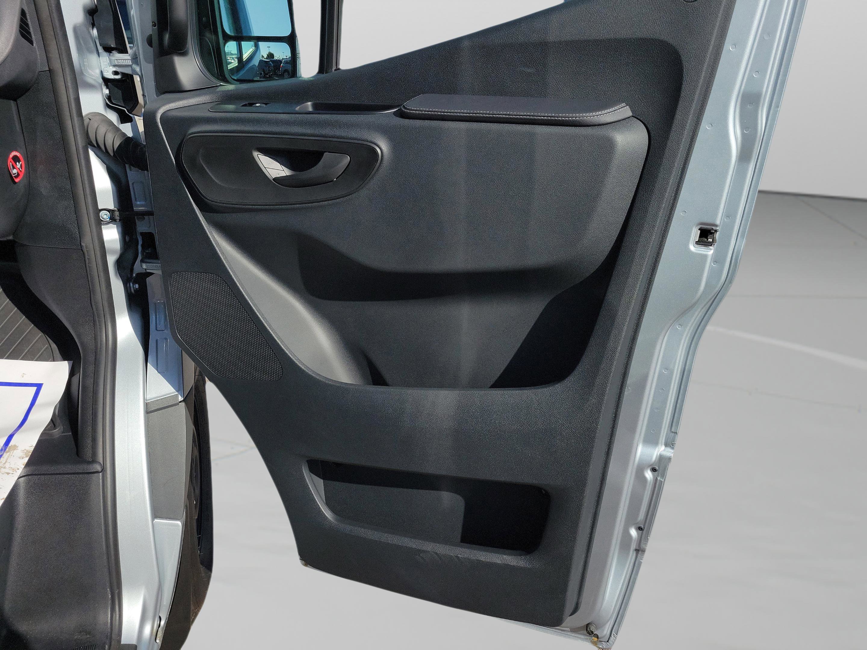 New 2025 Mercedes-Benz Sprinter 2500 image 23