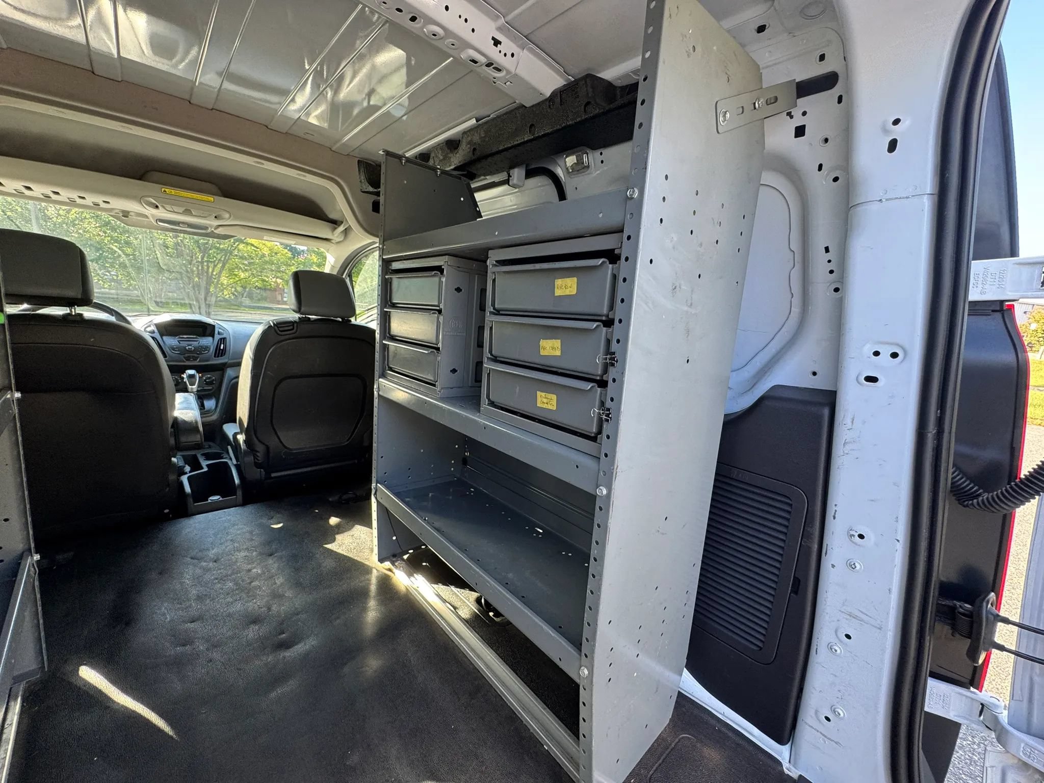 Used 2015 Ford Transit Connect XL FWD image 19