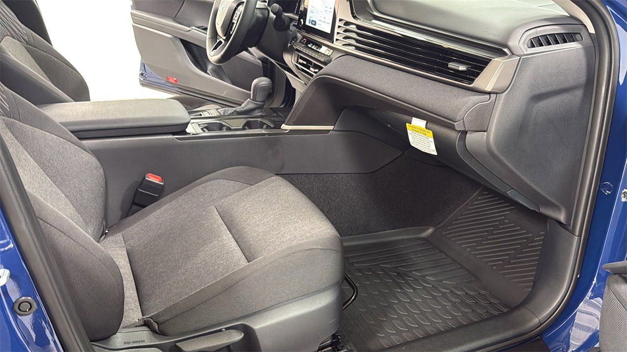 Certified 2025 Toyota Camry LE image 18