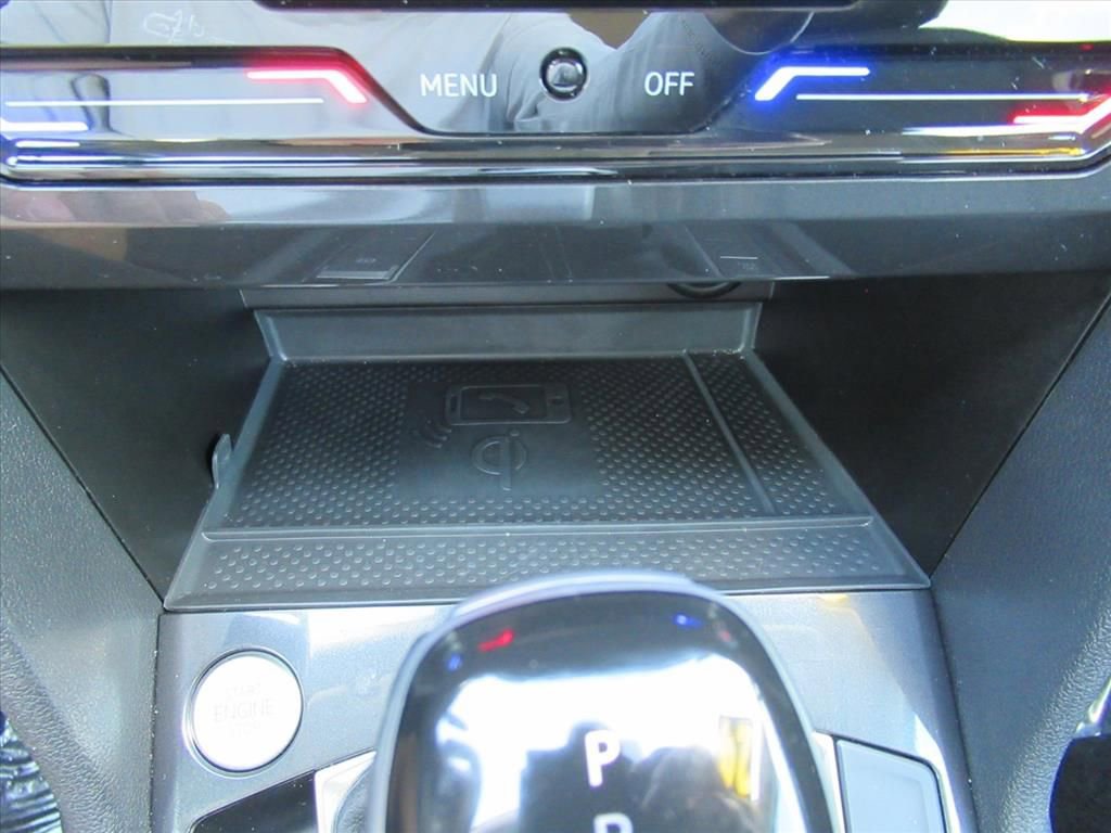 Used 2024 Volkswagen Tiguan SE FWD image 24