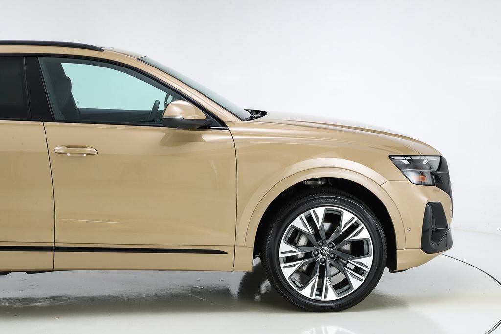 Used 2025 Audi Q8 Premium Plus AWD/4WD image 25