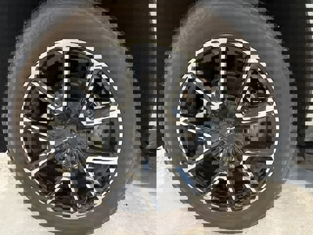 New 2025 Chevrolet Suburban RST w/ Comfort Package image 26