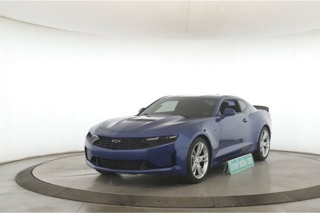 Used 2020 Chevrolet Camaro LT image 9