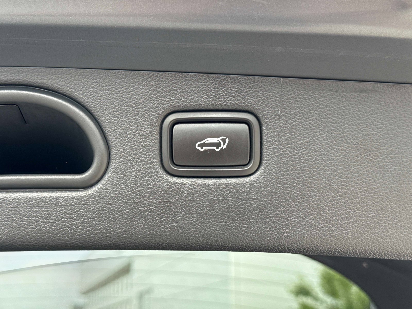 Used 2019 Hyundai Tucson Sport w/ Cargo Package FWD image 13