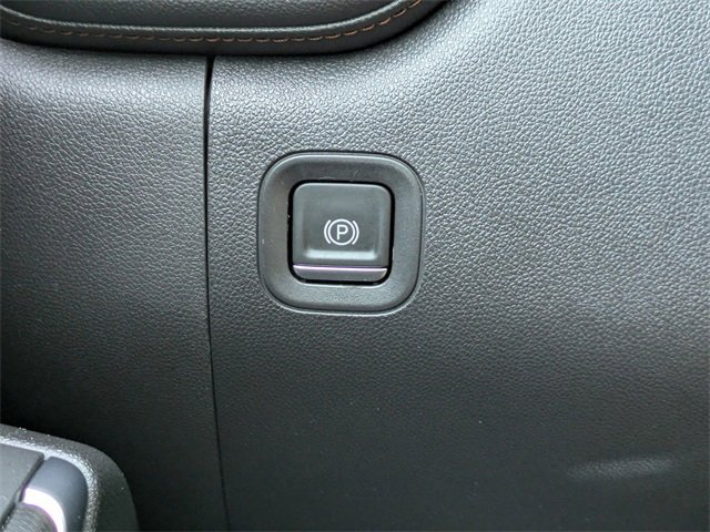 Used 2022 GMC Sierra 1500 AT4 w/ AT4 Premium Package image 23