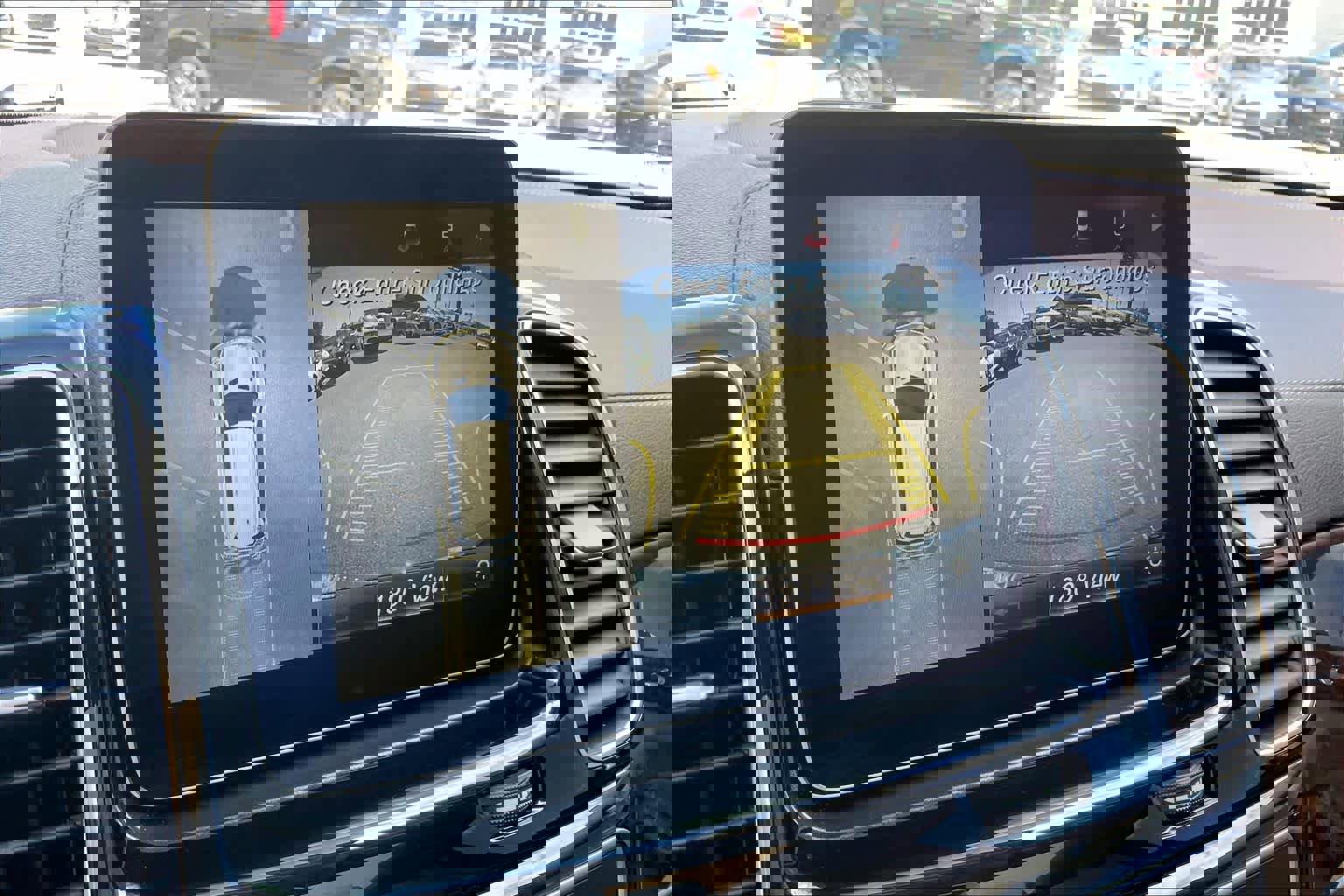 Used 2017 Mercedes-Benz GLS 450 4MATIC image 26