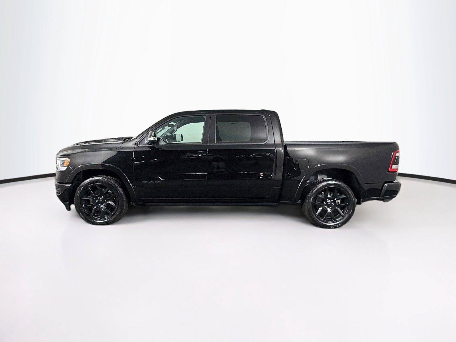 Used 2021 RAM 1500 Laramie w/ Night Edition AWD/4WD image 8