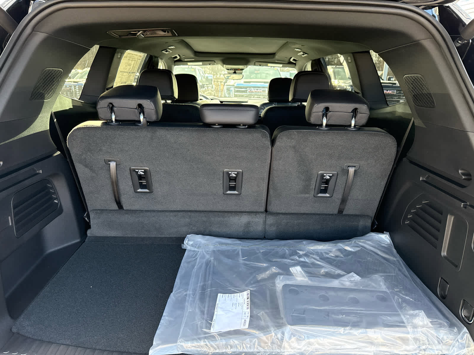 New 2026 GMC Acadia Elevation w/ Black Edition image 12