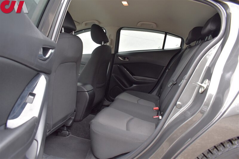 Used 2018 MAZDA MAZDA3 Sport FWD image 26