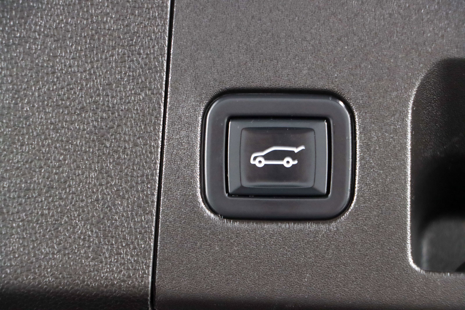 Used 2022 Cadillac XT4 Sport image 31