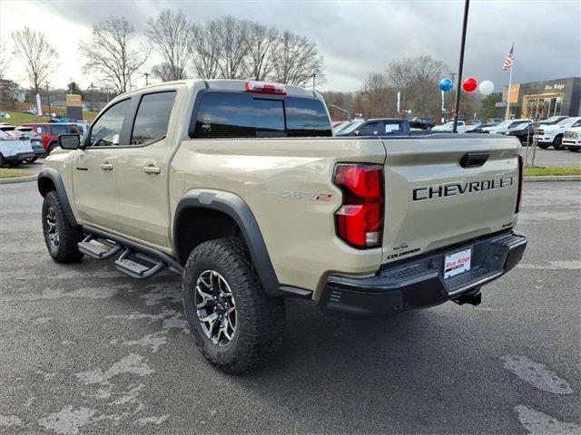 Used 2024 Chevrolet Colorado ZR2 w/ Technology Package image 6