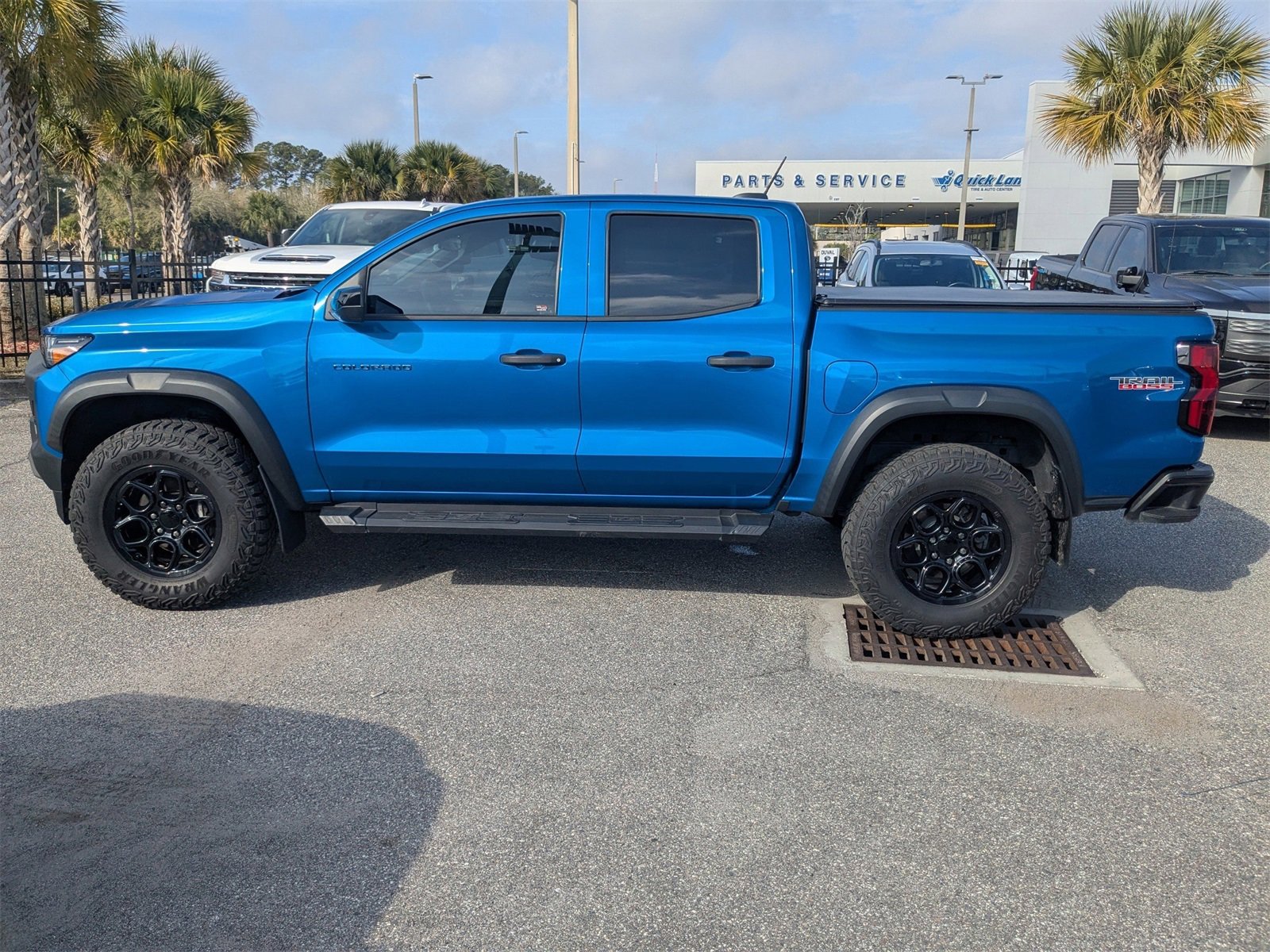 Used 2024 Chevrolet Colorado Trail Boss image 7