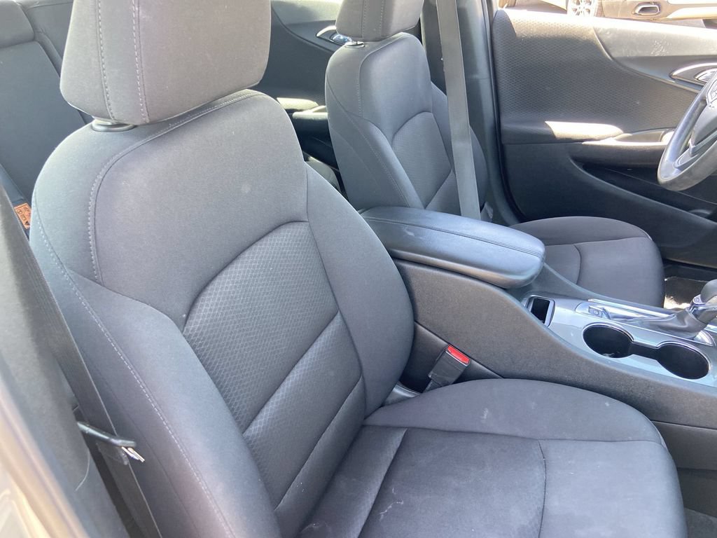 Used 2023 Chevrolet Malibu LT FWD image 22
