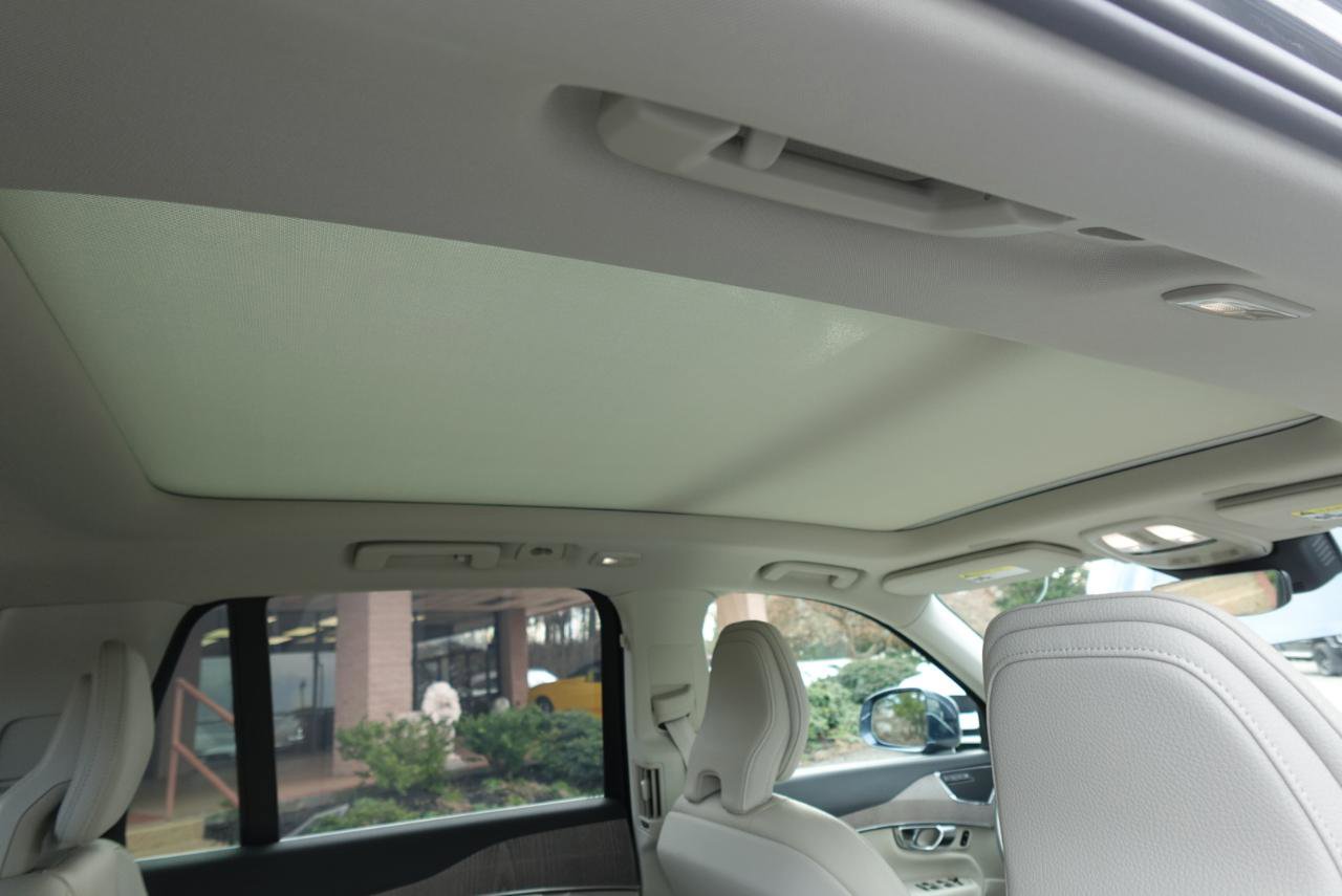 Used 2023 Volvo XC90 B5 Plus w/ Protection Package image 22