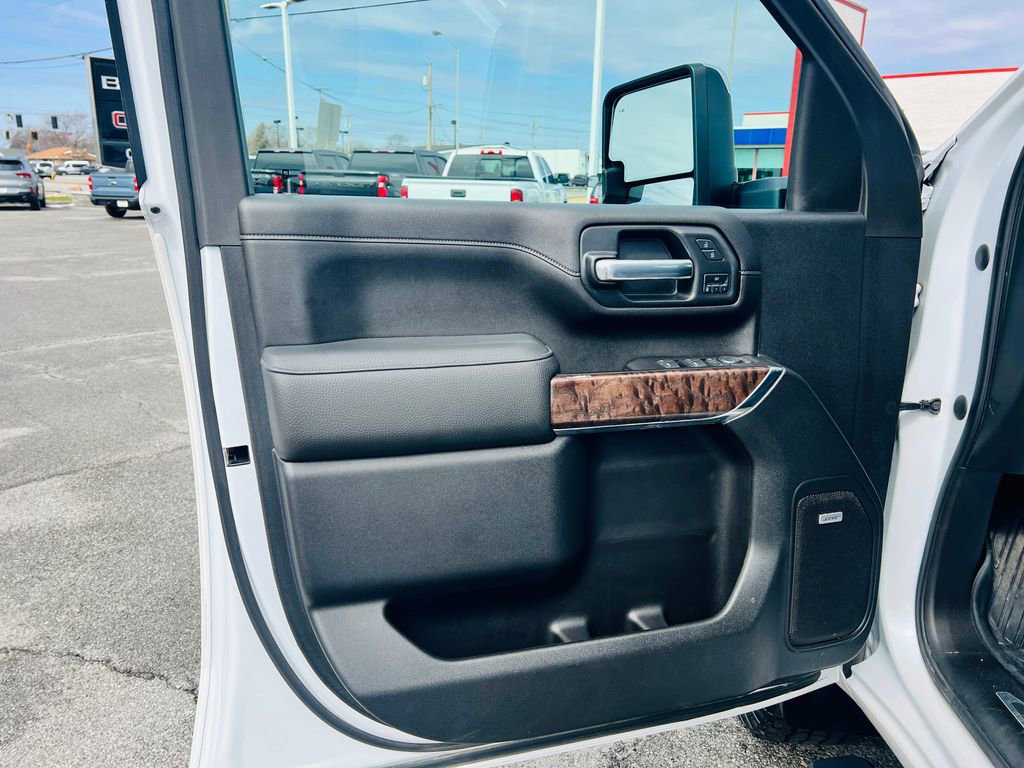 Used 2021 GMC Sierra 2500 Denali w/ Denali Ultimate Package image 26