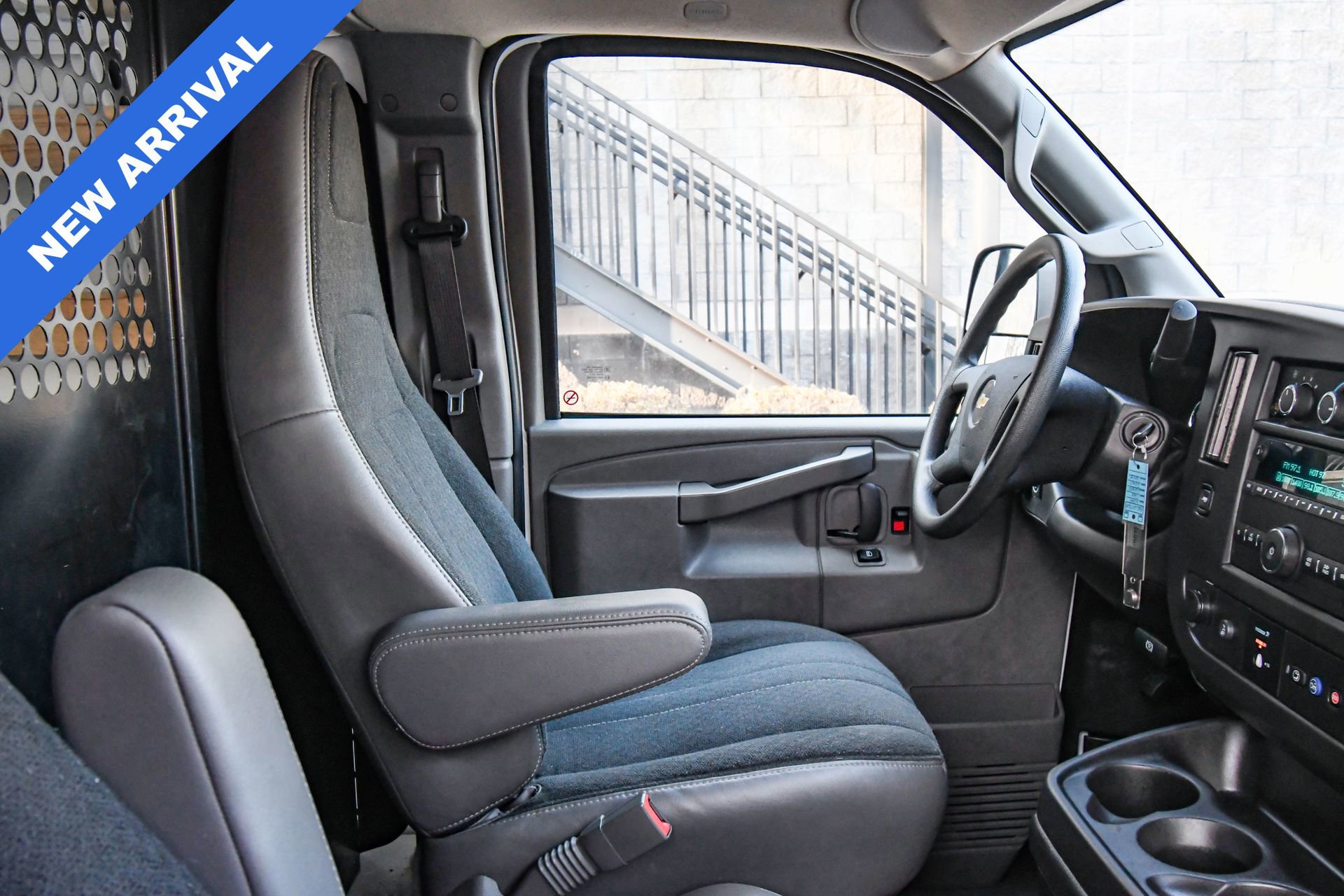 Used 2024 Chevrolet Express 2500 w/ Driver Convenience Package image 41