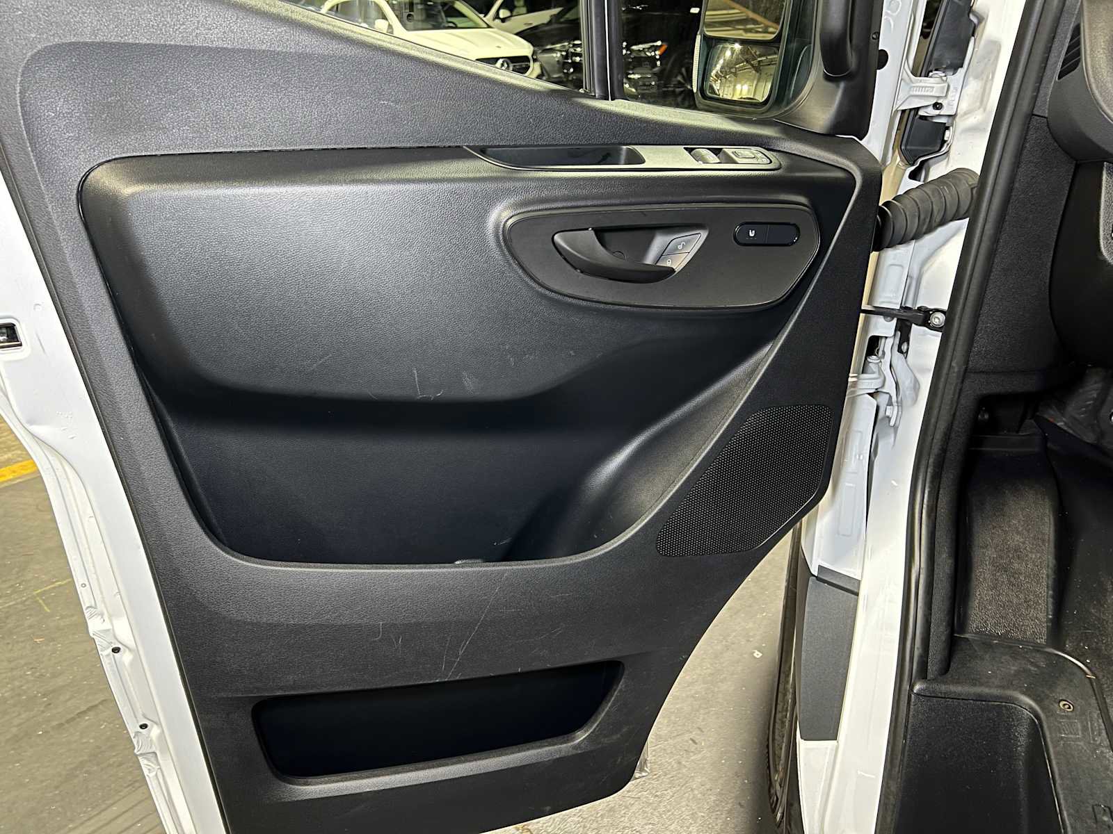 Used 2025 Mercedes-Benz Sprinter 2500 image 20