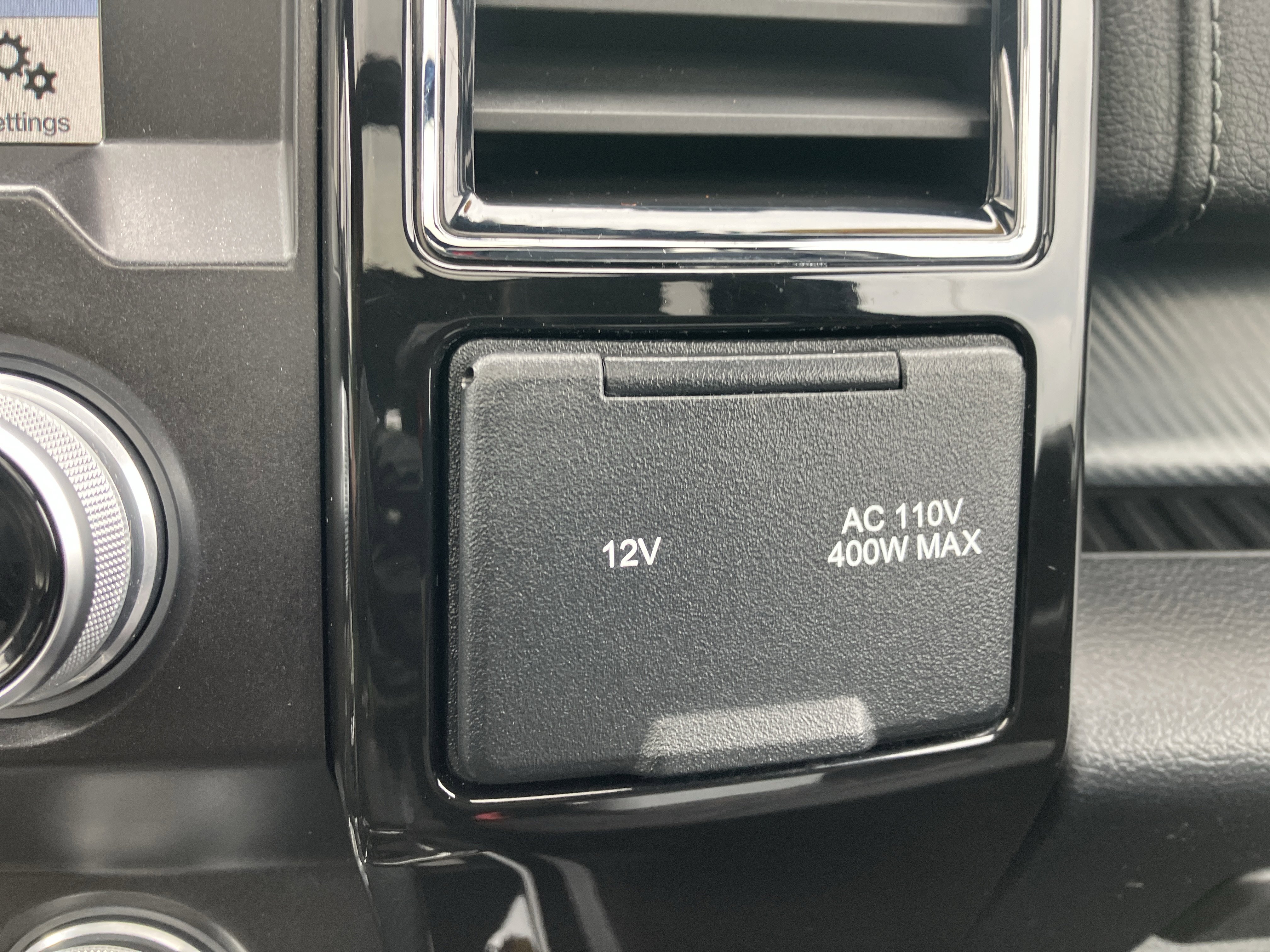 Used 2019 Ford F150 Lariat w/ Equipment Group 502A Luxury AWD/4WD image 30