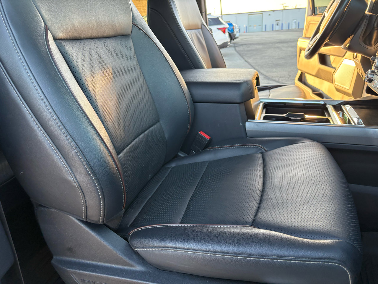 Used 2023 Ford F350 Lariat image 51