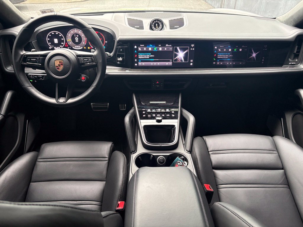 Certified 2025 Porsche Cayenne Turbo GT AWD/4WD image 17