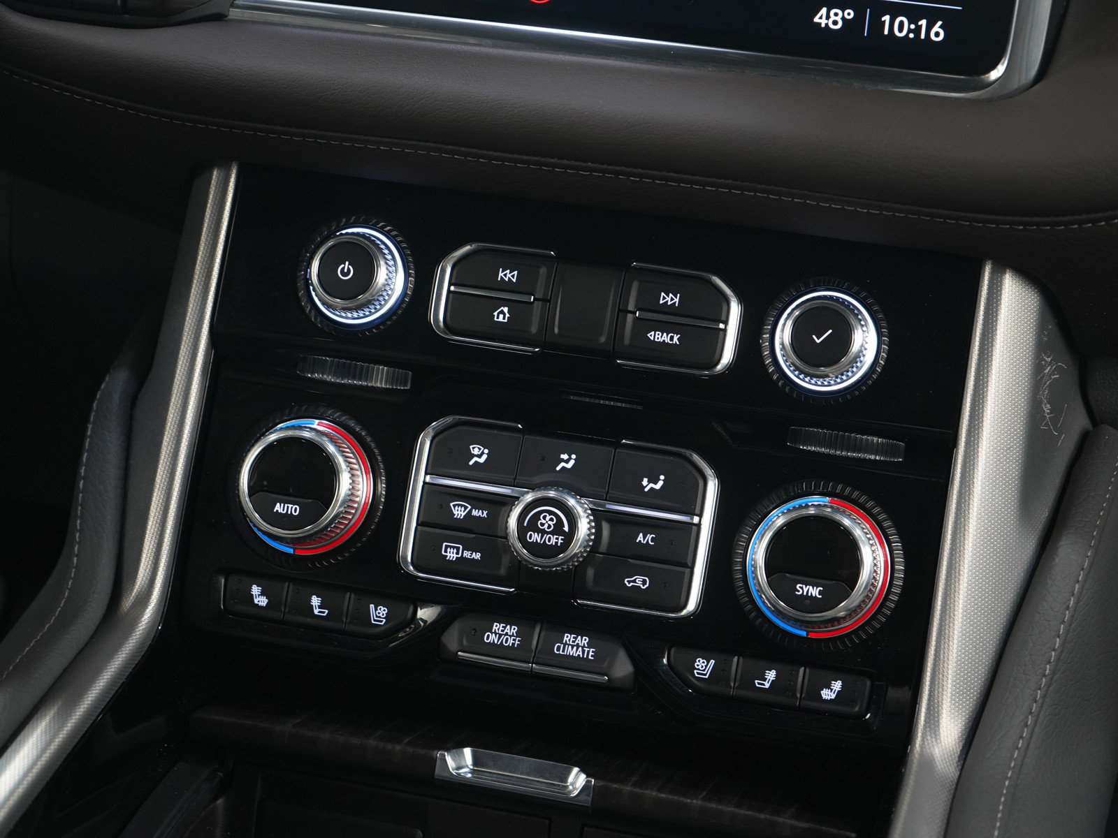 Used 2021 GMC Yukon XL Denali image 18