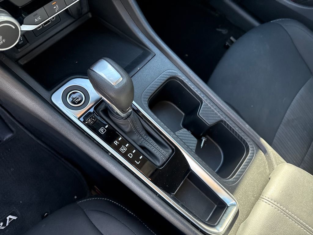 Used 2024 Nissan Sentra SV image 29