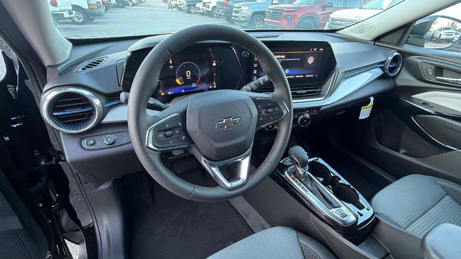 New 2026 Chevrolet Trax LT w/ Driver Confidence Package FWD image 20