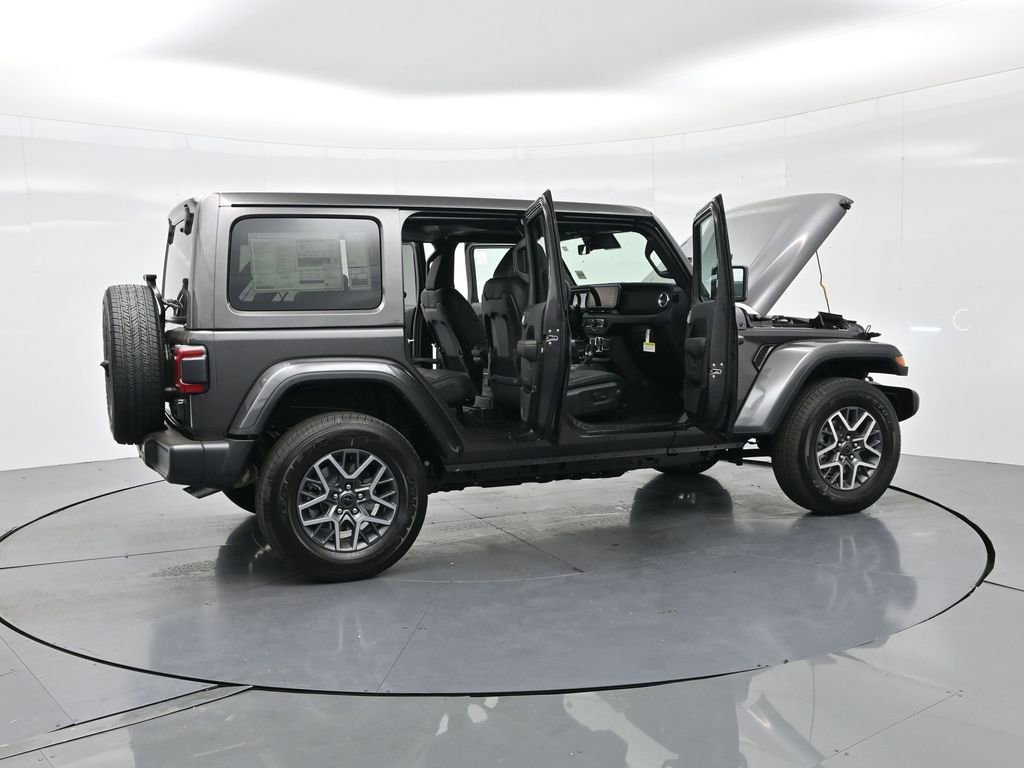 New 2025 Jeep Wrangler Sahara image 30