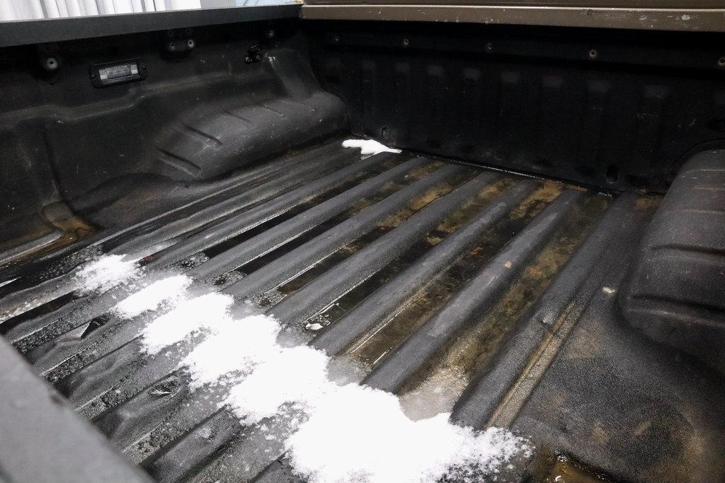 Used 2022 Nissan Frontier PRO-4X w/ Pro-4X Premium Package image 15