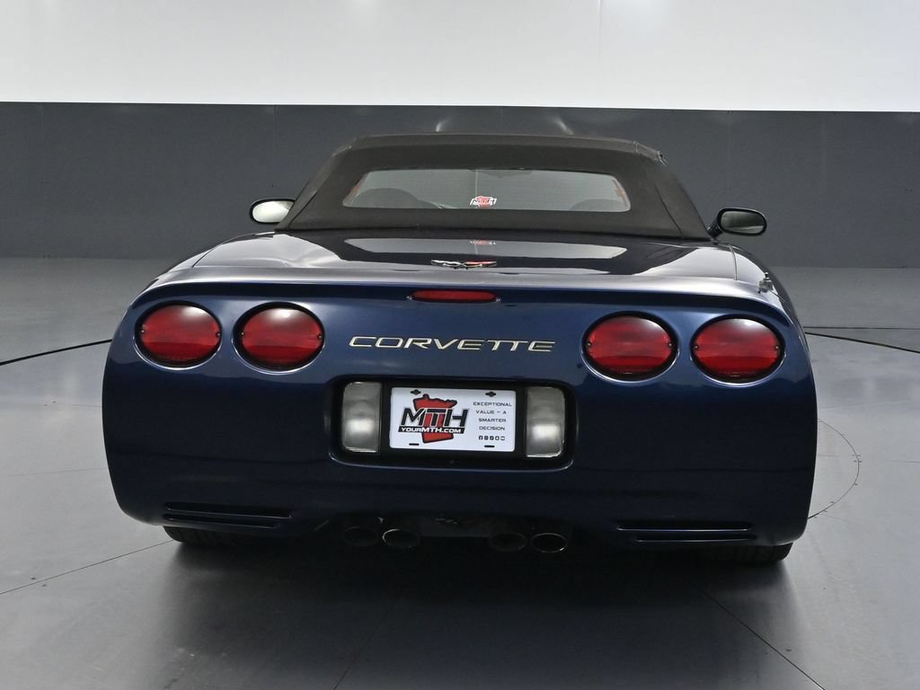 Used 2001 Chevrolet Corvette Convertible RWD image 5