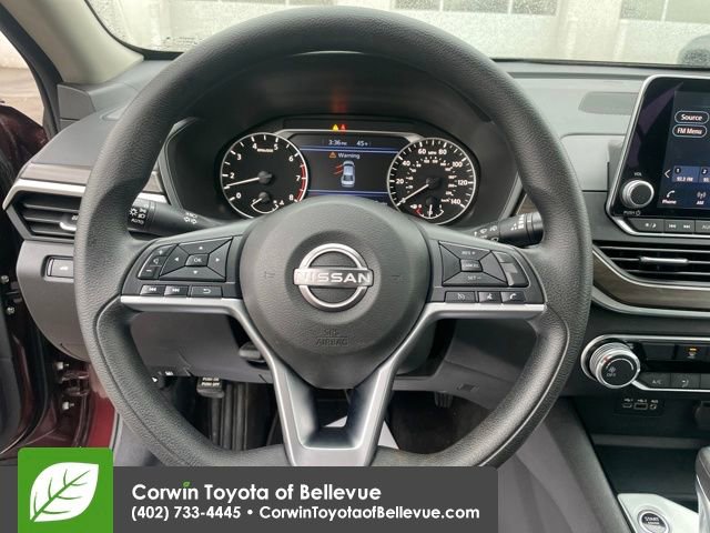 Used 2024 Nissan Altima 2.5 SV image 22