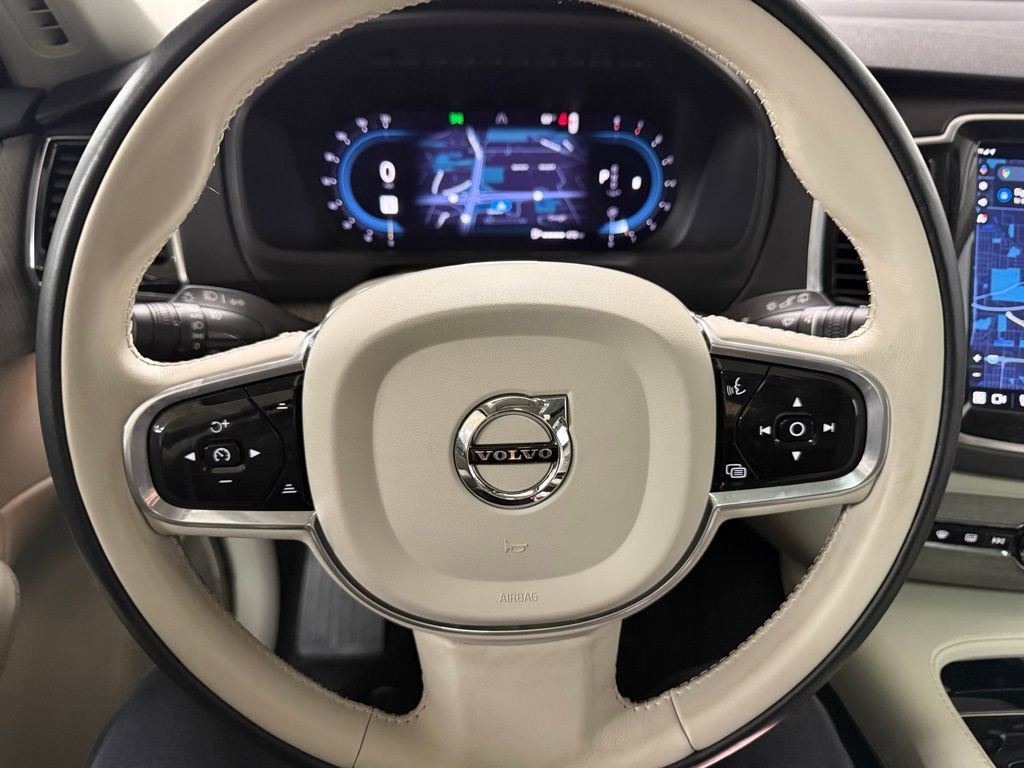 Used 2023 Volvo XC90 B6 Plus AWD/4WD image 11