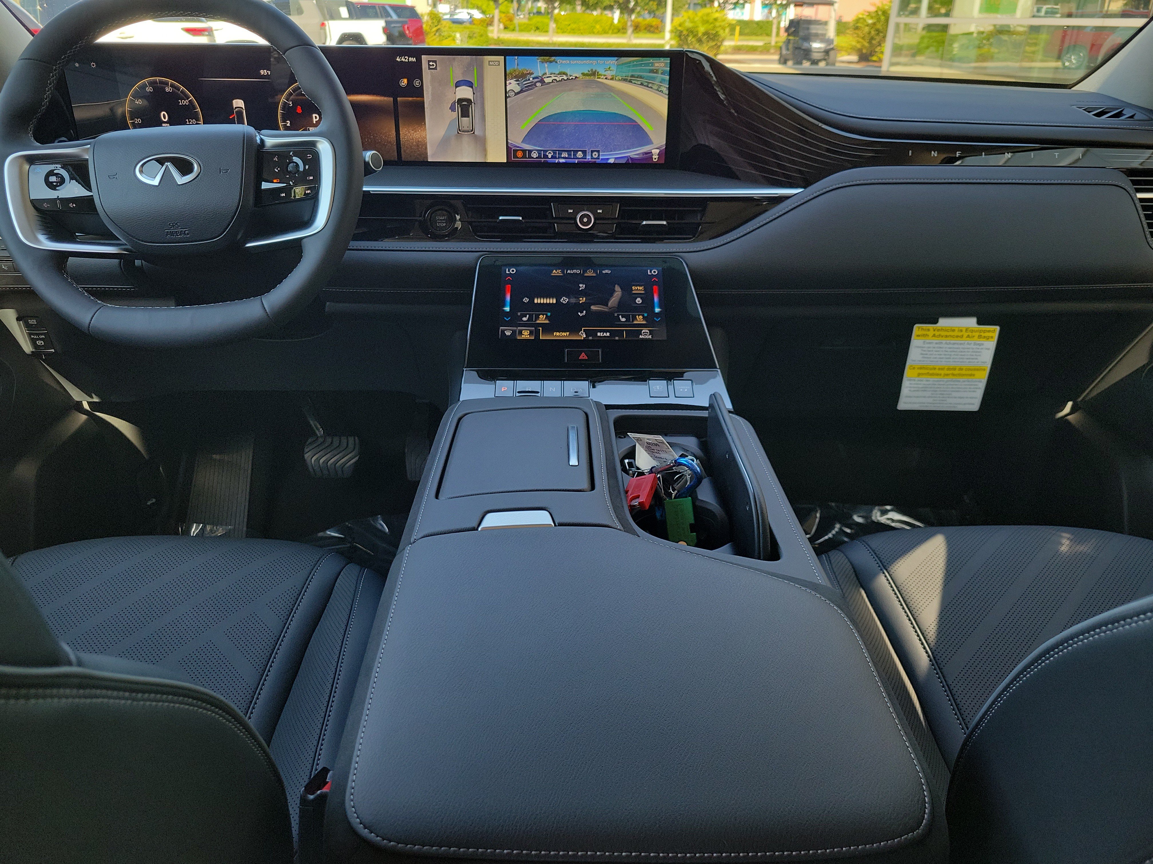 New 2026 INFINITI QX80 Luxe w/ Cargo Package RWD image 15
