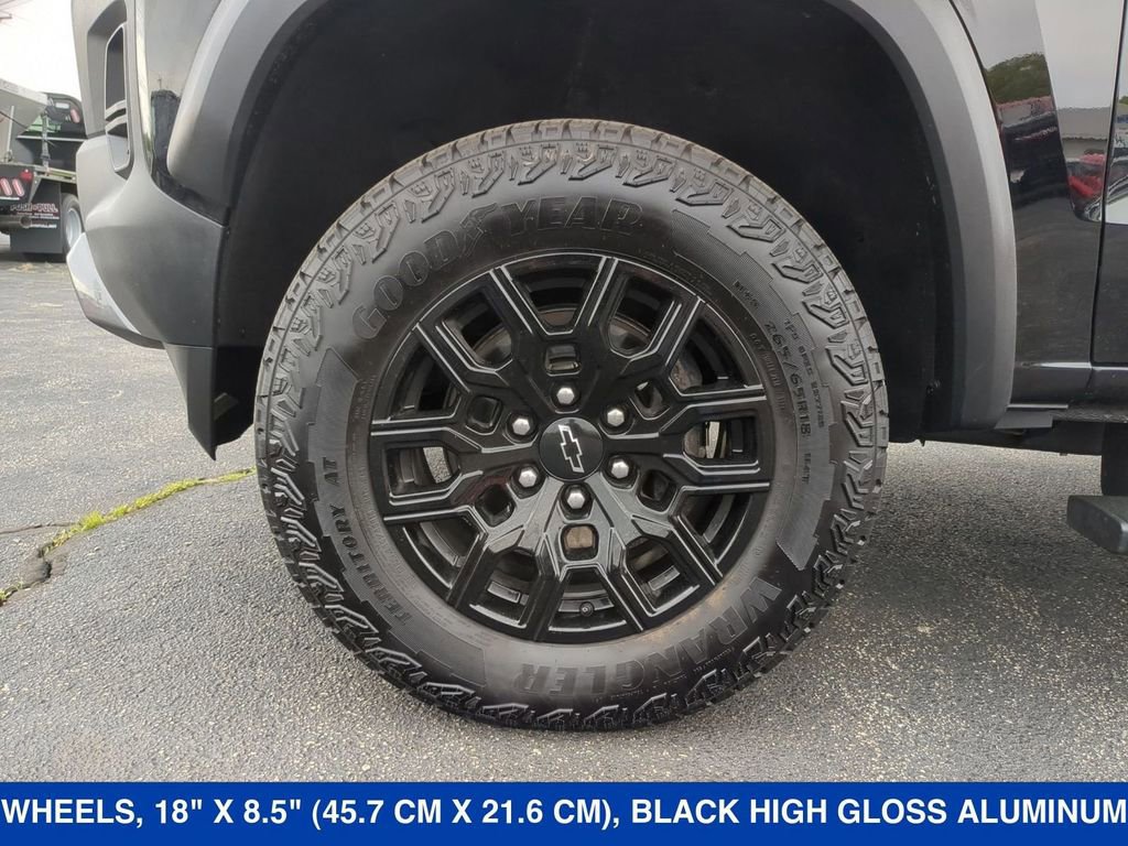 Used 2024 Chevrolet Colorado Trail Boss w/ Advanced Trailering Package AWD/4WD image 24