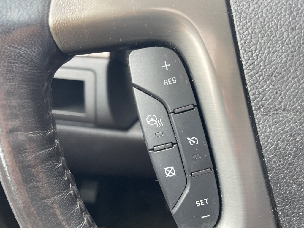 Used 2012 GMC Yukon XL Denali RWD image 49