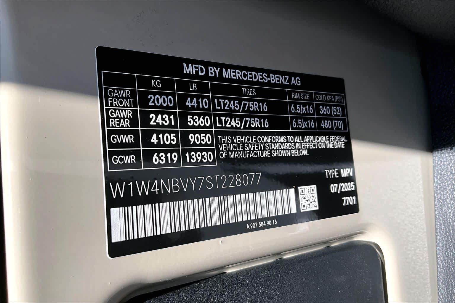 New 2025 Mercedes-Benz Sprinter 2500 image 14