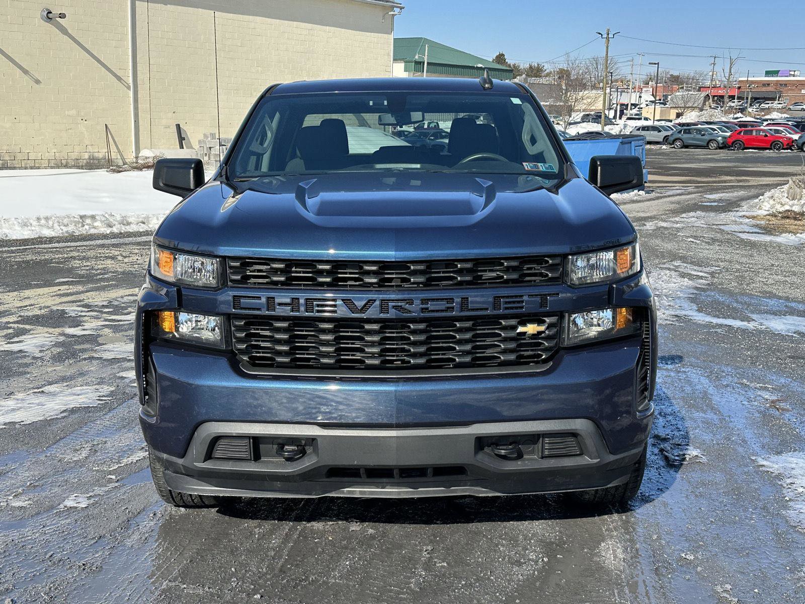 Used 2021 Chevrolet Silverado 1500 Custom image 3