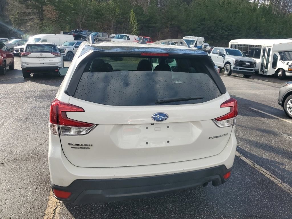 Used 2024 Subaru Forester Premium image 7