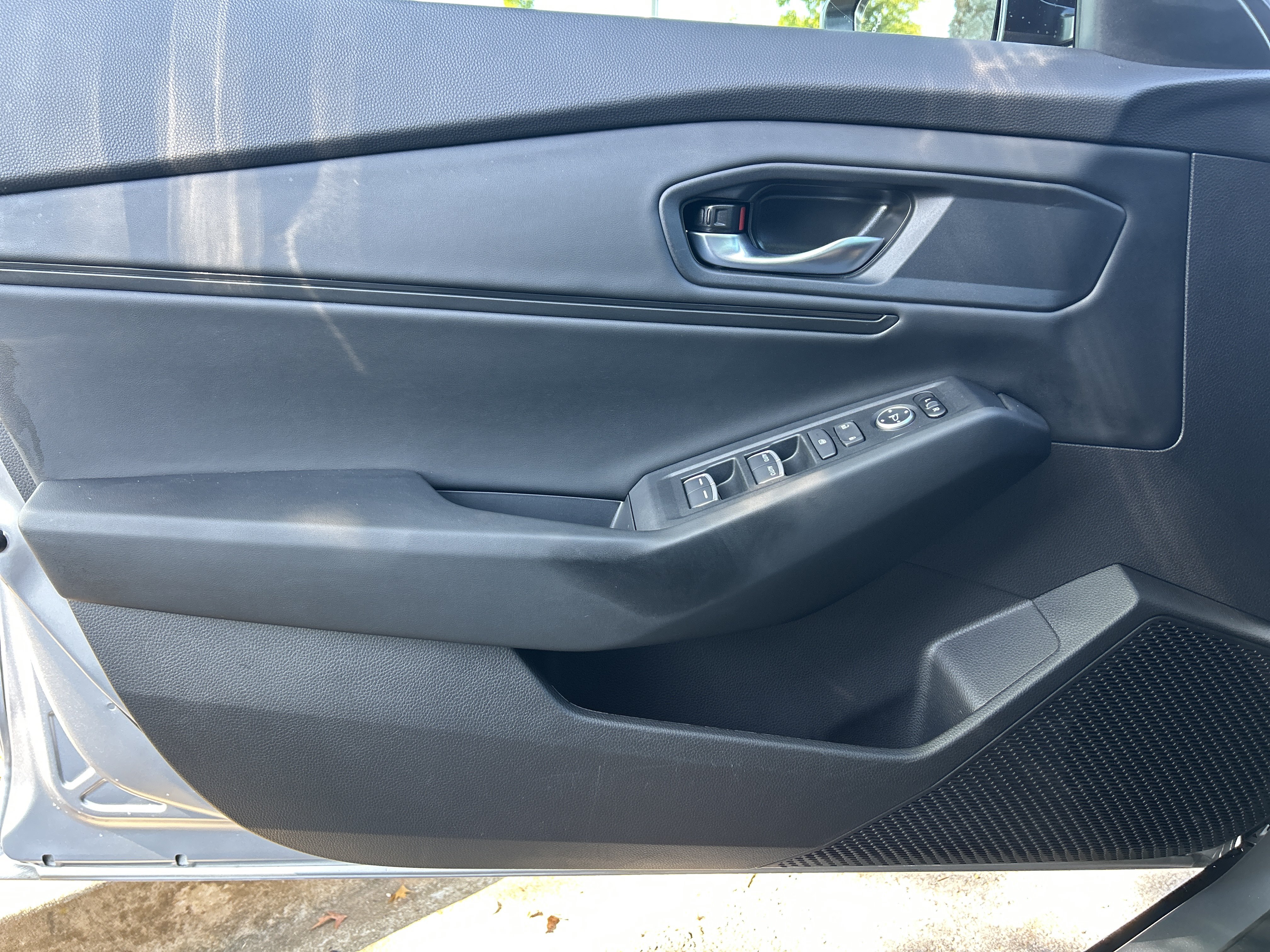 Used 2025 Honda Accord SE image 22